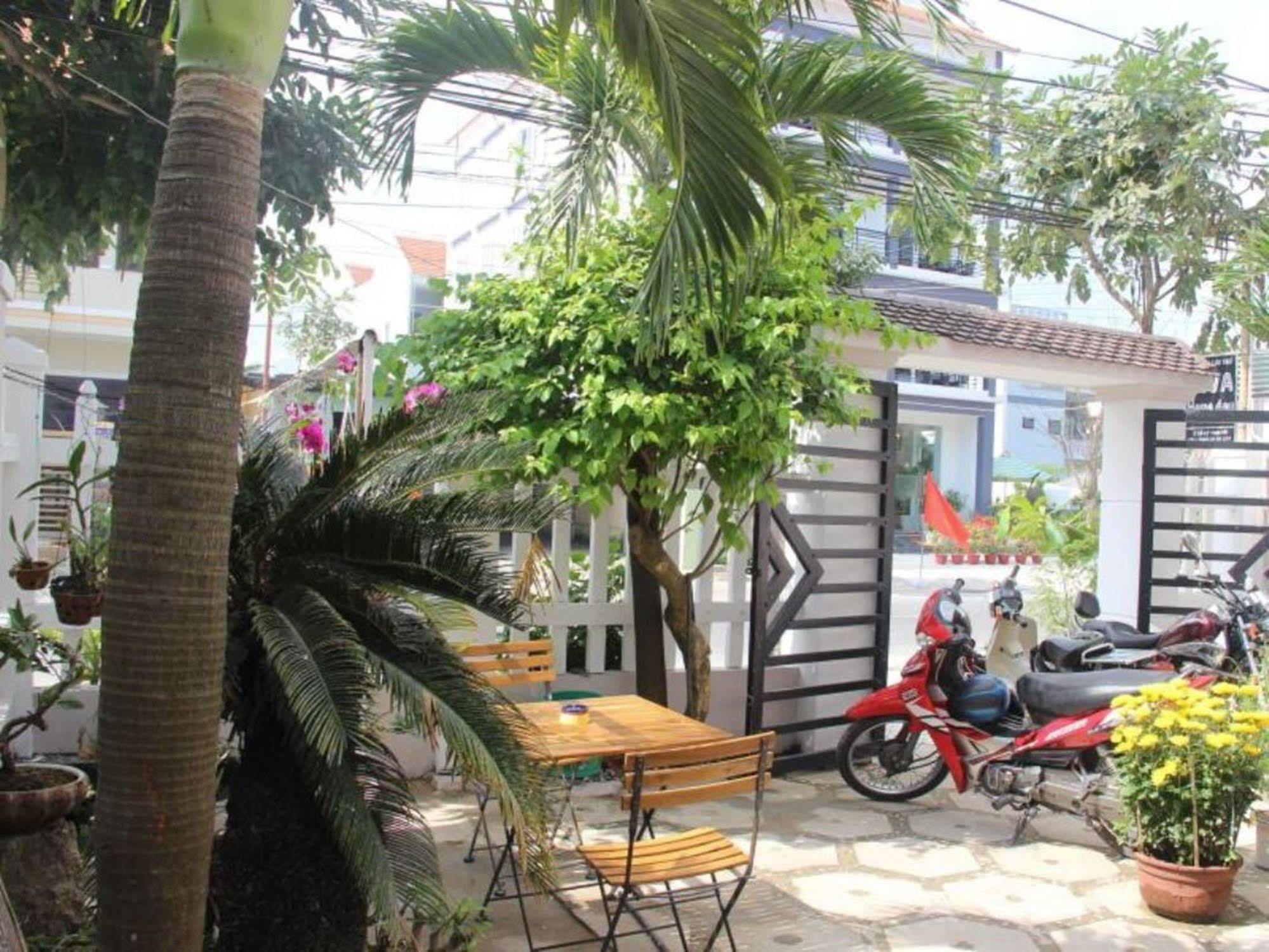 Little House Homestay Hội An Extérieur photo